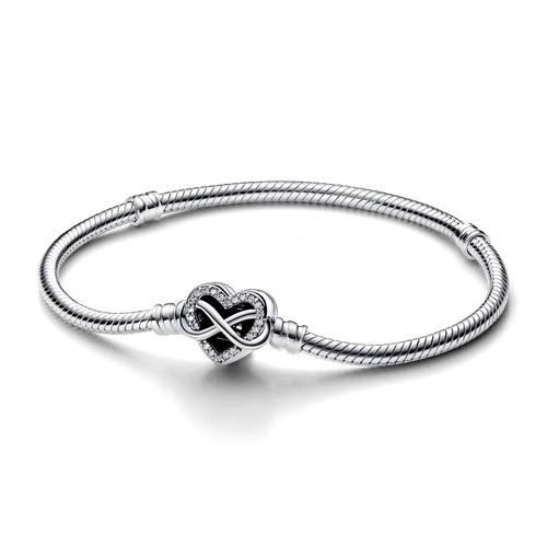 Brazalete cadena de serpiente Pandora Moments con broche Corazón infinito centelleante Pandora Plata Esterlina