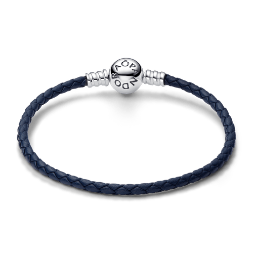Brazalete de Cuero Trenzado Azul con Cierre Redondo de Pandora Moments